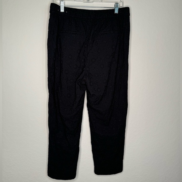 Ann Taylor Women's High Rise Petite Eyelet Easy Ankle Pant- Sz LP - Picture 2 of 7